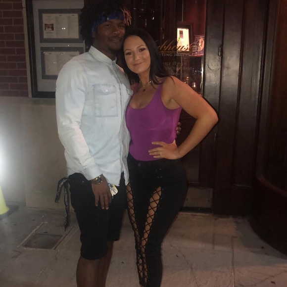 Meet your Posher, Jessica - Picture 1 of 1